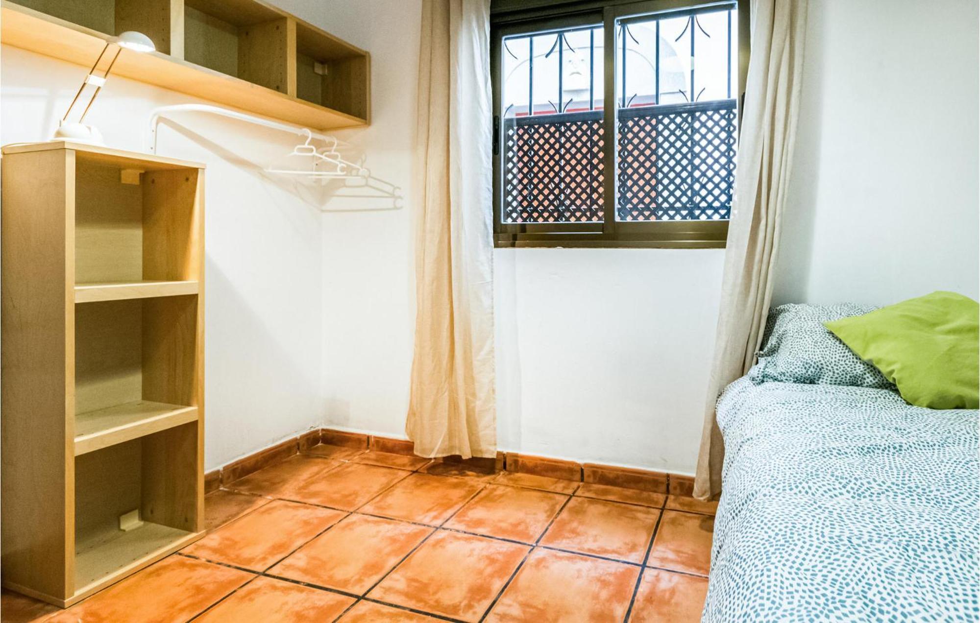 Lovely Apartment In Cordoba With Kitchen Córdoba Exterior foto