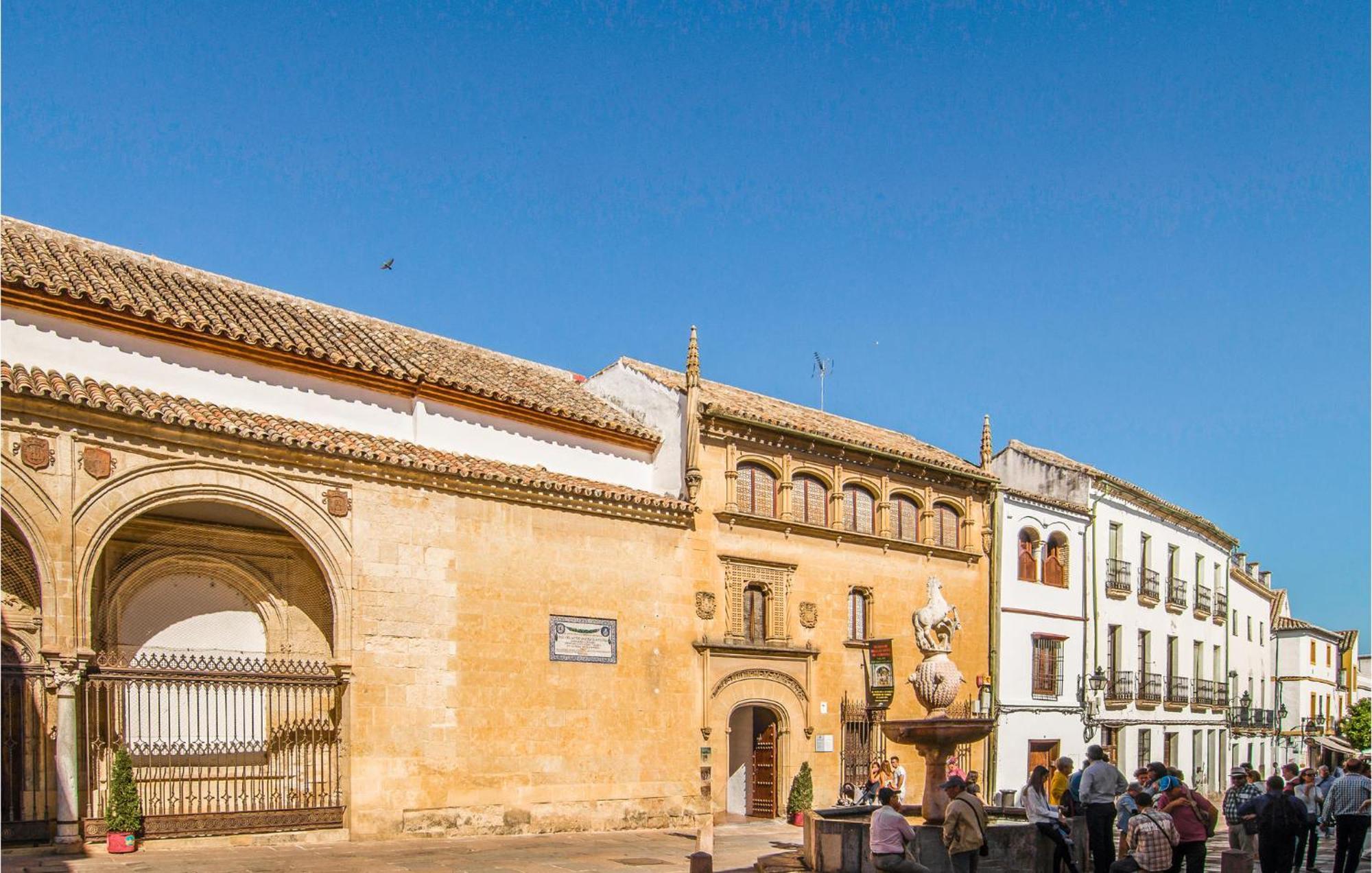 Lovely Apartment In Cordoba With Kitchen Córdoba Exterior foto