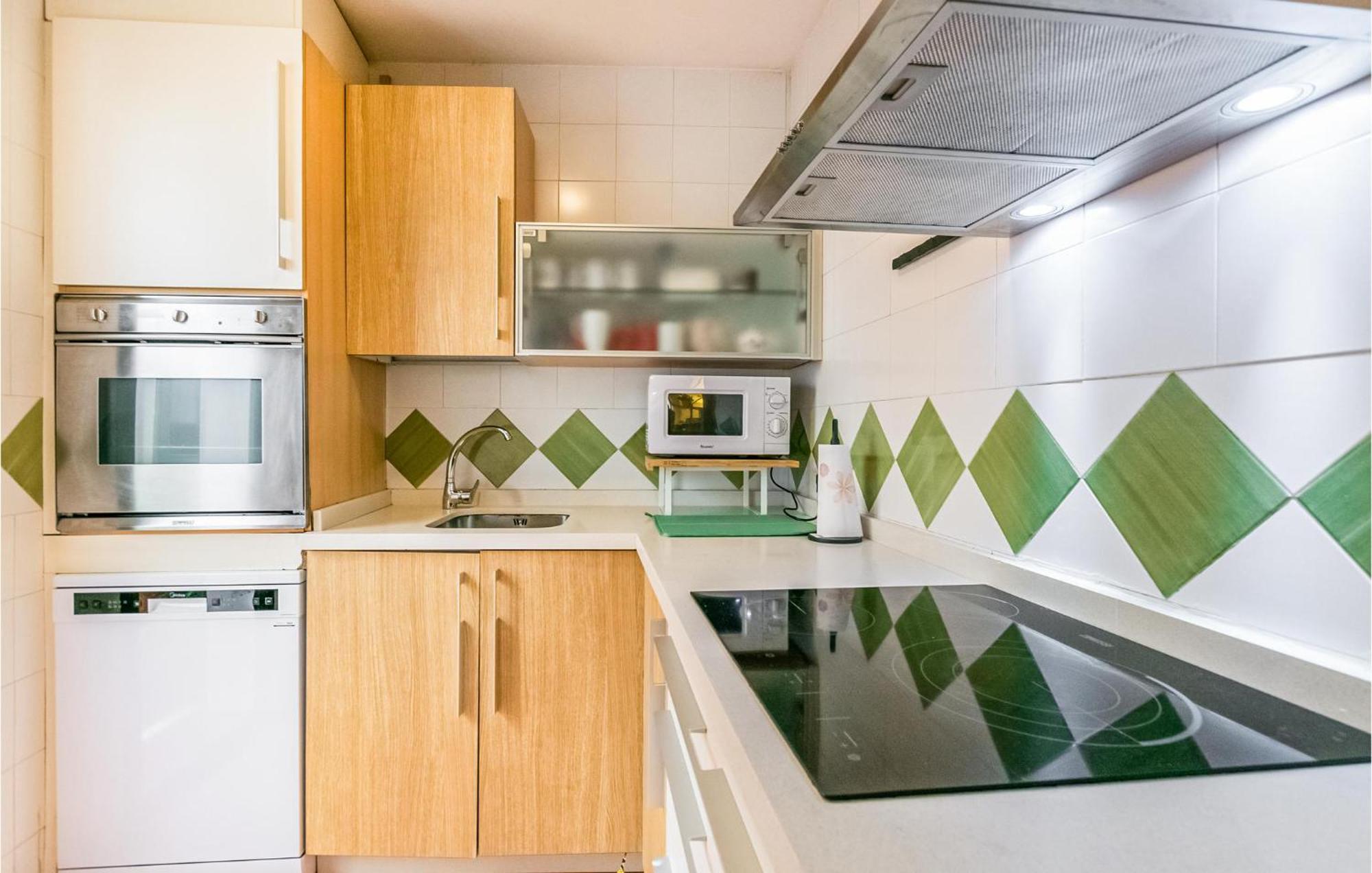 Lovely Apartment In Cordoba With Kitchen Córdoba Exterior foto